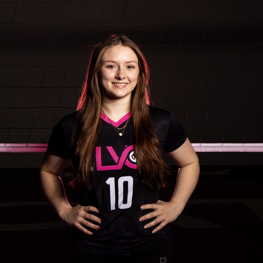 Elliana Hentnik, Girls 17U Pink